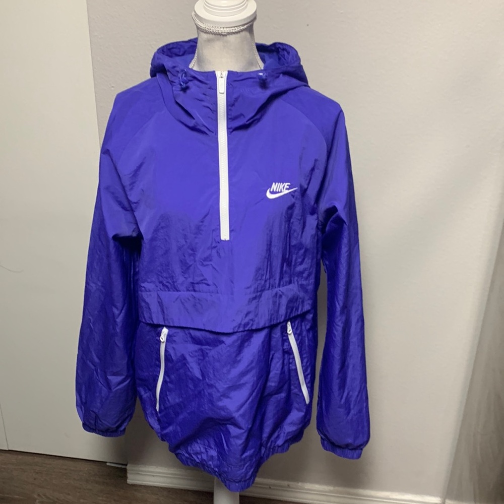 Nike pullover windbreaker hoodie